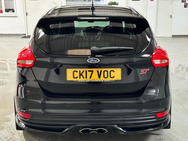 View our FORD FOCUS