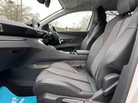 USED 2020 70 PEUGEOT 3008 1.5 BLUEHDI S/S ALLURE 5d 129 BHP 1 LADY OWNER-FSH-DIGITAL COCKPIT