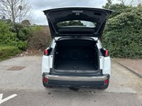 USED 2020 70 PEUGEOT 3008 1.5 BLUEHDI S/S ALLURE 5d 129 BHP 1 LADY OWNER-FSH-DIGITAL COCKPIT