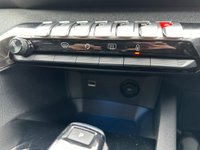USED 2020 70 PEUGEOT 3008 1.5 BLUEHDI S/S ALLURE 5d 129 BHP 1 LADY OWNER-FSH-DIGITAL COCKPIT