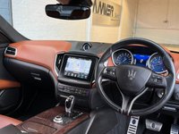USED 2018 67 MASERATI GHIBLI 3.0 V6 4d AUTO 350 BHP SALOON