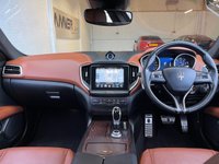 USED 2018 67 MASERATI GHIBLI 3.0 V6 4d AUTO 350 BHP SALOON