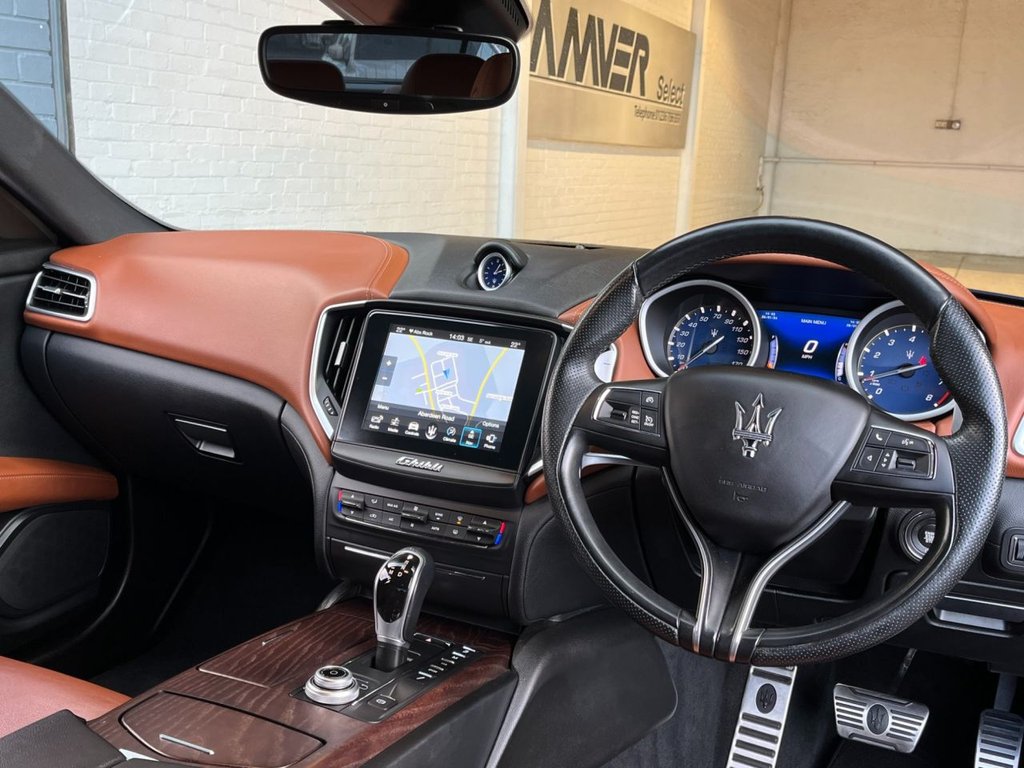USED 2018 67 MASERATI GHIBLI 3.0 V6 4d AUTO 350 BHP SALOON