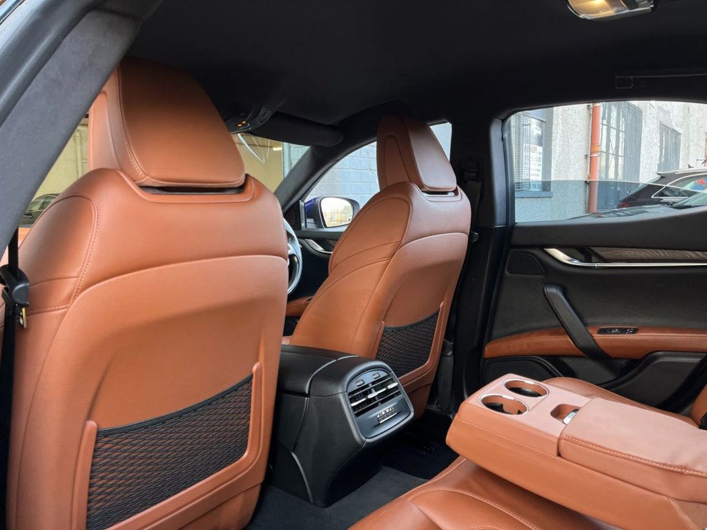 USED 2018 67 MASERATI GHIBLI 3.0 V6 4d AUTO 350 BHP SALOON