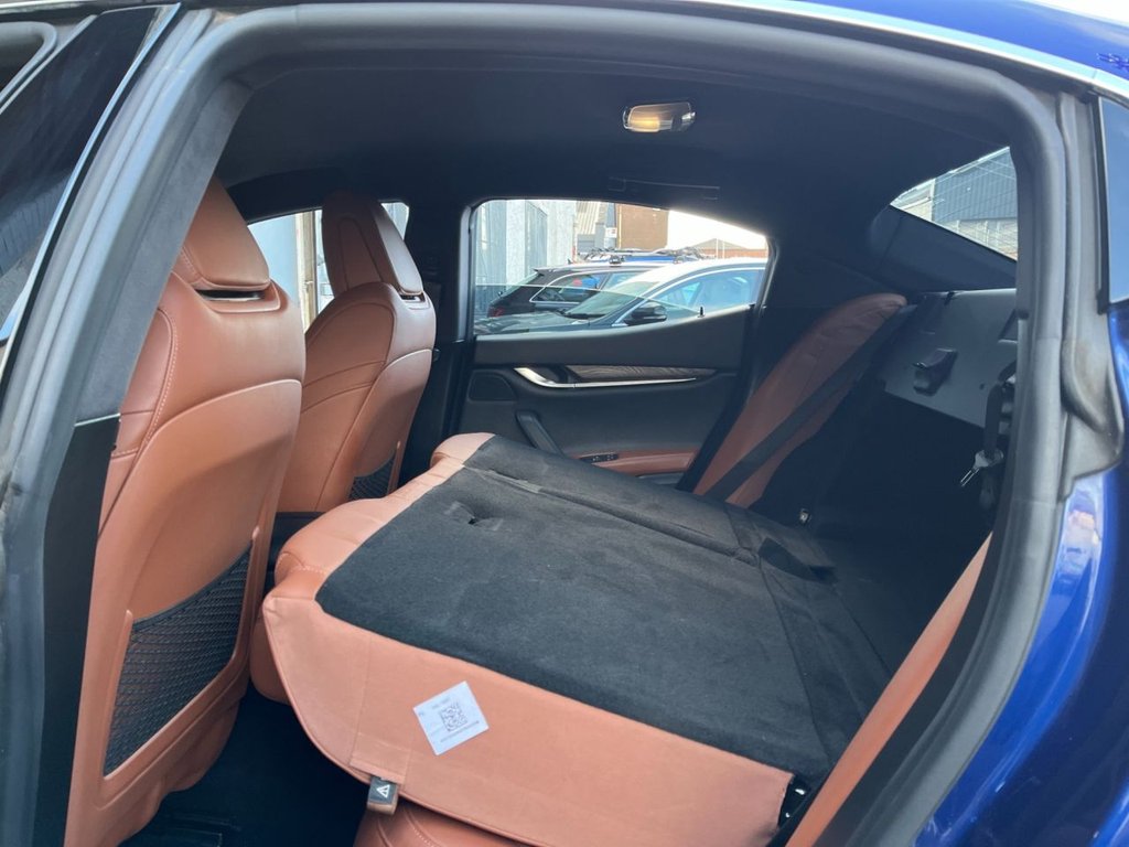 USED 2018 67 MASERATI GHIBLI 3.0 V6 4d AUTO 350 BHP SALOON