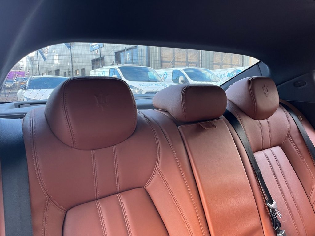USED 2018 67 MASERATI GHIBLI 3.0 V6 4d AUTO 350 BHP SALOON