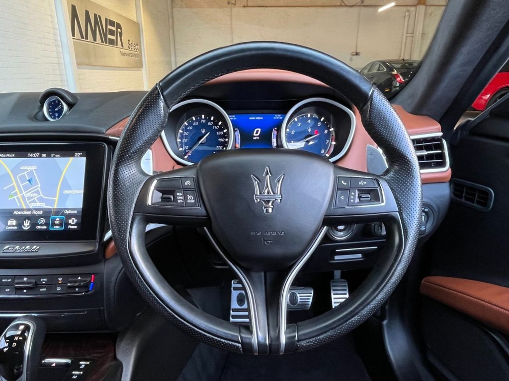 USED 2018 67 MASERATI GHIBLI 3.0 V6 4d AUTO 350 BHP SALOON