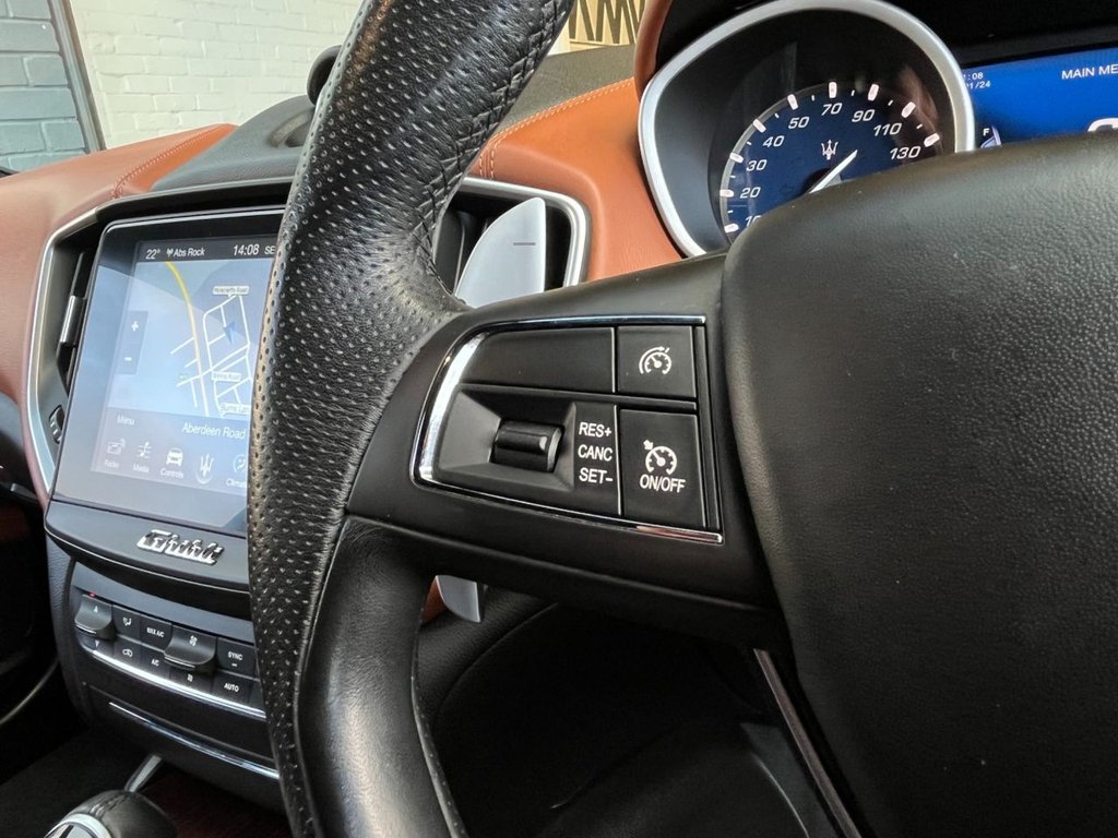 USED 2018 67 MASERATI GHIBLI 3.0 V6 4d AUTO 350 BHP SALOON