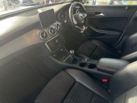 USED 2016 R MERCEDES-BENZ GLA-CLASS 2.1 GLA 200 D AMG LINE 5d 134 BHP GARMIN NAVIGATION SYSTEM - BLUETOOTH HANDSFREE - 8" MEDIA INTERFACE - LUXURY AUTOMATIC CLIMATE CONTROL - POWERED TAILGATE - REVERSING CAMERA