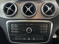 USED 2016 R MERCEDES-BENZ GLA-CLASS 2.1 GLA 200 D AMG LINE 5d 134 BHP GARMIN NAVIGATION SYSTEM - BLUETOOTH HANDSFREE - 8" MEDIA INTERFACE - LUXURY AUTOMATIC CLIMATE CONTROL - POWERED TAILGATE - REVERSING CAMERA