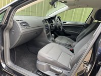 USED 2013 62 VOLKSWAGEN GOLF 2.0 SE TDI BLUEMOTION TECHNOLOGY DSG 5d 148 BHP 