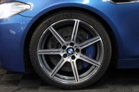 USED 2013 63 BMW M5 Competition 4.4 M5 4d 567 BHP Competition Pack 12 MONTH WARRANTY - RARE COMPETITION PACK - HEAD UP DISPLAY, SUNROOF, XENON LIGHTS, M-DIFF, MONTE CARLO BLUE, CAMERA, COMP PACK, VOICE CONTROL AND MORE