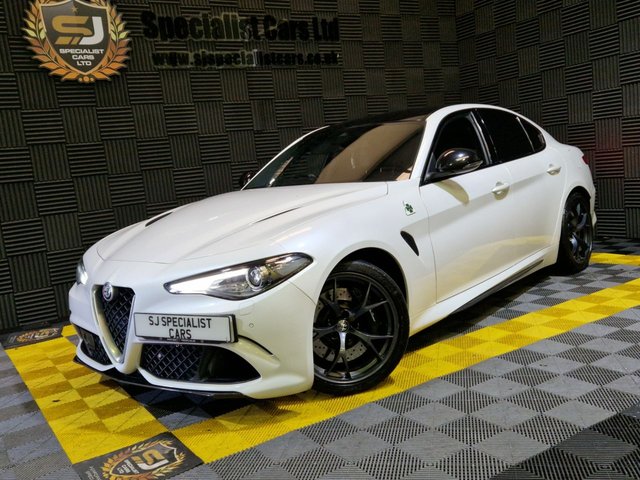 2017 67 Alfa Romeo Giulia 2.9 V6 BITURBO QUADRIFOGLIO 4d 503 BHP