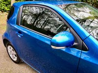 USED 2010 10 TOYOTA IQ 1.0 VVT-I IQ 3d 68 BHP ONLY 19,843 MILES//ONLY 1 OWNER//X9 AIRBAGS//ALLOYS//AIRCON//LEATHER GEAR KNOB AND STEERING WHEEL//ZERO ROAD TAX//NEW MOT//X13 TOYOTA MAIN DEALER SERVICE STAMPS 68 BHP ONLY 19,843 MILES//ONLY 1 OWNER//X9 AIRBAGS//ALLOYS//AIRCON//LEATHER GEAR KNOB AND STEERING WHEEL//ZERO ROAD TAX//NEW MOT//X13 TOYOTA MAIN DEALER SERVICE STAMPS