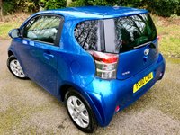 USED 2010 10 TOYOTA IQ 1.0 VVT-I IQ 3d 68 BHP ONLY 19,843 MILES//ONLY 1 OWNER//X9 AIRBAGS//ALLOYS//AIRCON//LEATHER GEAR KNOB AND STEERING WHEEL//ZERO ROAD TAX//NEW MOT//X13 TOYOTA MAIN DEALER SERVICE STAMPS 68 BHP ONLY 19,843 MILES//ONLY 1 OWNER//X9 AIRBAGS//ALLOYS//AIRCON//LEATHER GEAR KNOB AND STEERING WHEEL//ZERO ROAD TAX//NEW MOT//X13 TOYOTA MAIN DEALER SERVICE STAMPS