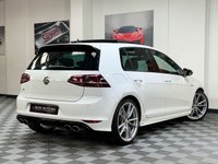 USED 2014 T VOLKSWAGEN GOLF 2.0 R DSG 5d 298 BHP PAN ROOF / LEATHER / PRO NAV