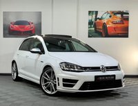 USED 2014 T VOLKSWAGEN GOLF 2.0 R DSG 5d 298 BHP PAN ROOF / LEATHER / PRO NAV