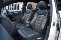 USED 2014 T VOLKSWAGEN GOLF 2.0 R DSG 5d 298 BHP PAN ROOF / LEATHER / PRO NAV