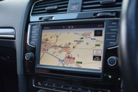USED 2014 T VOLKSWAGEN GOLF 2.0 R DSG 5d 298 BHP PAN ROOF / LEATHER / PRO NAV