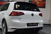 USED 2014 T VOLKSWAGEN GOLF 2.0 R DSG 5d 298 BHP PAN ROOF / LEATHER / PRO NAV