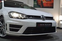 USED 2014 T VOLKSWAGEN GOLF 2.0 R DSG 5d 298 BHP PAN ROOF / LEATHER / PRO NAV