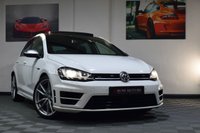 USED 2014 T VOLKSWAGEN GOLF 2.0 R DSG 5d 298 BHP PAN ROOF / LEATHER / PRO NAV