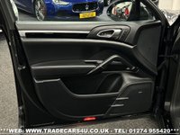 USED 2017 67 PORSCHE CAYENNE 4.8 V8 TURBO TIPTRONIC S 5d 520 BHP UK DELIVERY FLAT FEE &pound;175 (SUBJECT TO DEAL) *OVER 100 IMAGES ON OUR WEBSITE*BESPOKE FINANCE ARRANGED*PART EXCHANGE WELCOME*ALL VEHICLES HPI CLEAR