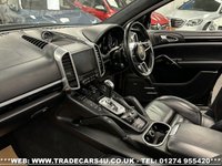 USED 2017 67 PORSCHE CAYENNE 4.8 V8 TURBO TIPTRONIC S 5d 520 BHP UK DELIVERY FLAT FEE &pound;175 (SUBJECT TO DEAL) *OVER 100 IMAGES ON OUR WEBSITE*BESPOKE FINANCE ARRANGED*PART EXCHANGE WELCOME*ALL VEHICLES HPI CLEAR