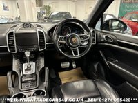 USED 2017 67 PORSCHE CAYENNE 4.8 V8 TURBO TIPTRONIC S 5d 520 BHP UK DELIVERY FLAT FEE &pound;175 (SUBJECT TO DEAL) *OVER 100 IMAGES ON OUR WEBSITE*BESPOKE FINANCE ARRANGED*PART EXCHANGE WELCOME*ALL VEHICLES HPI CLEAR