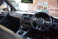 USED 2014 14 VOLKSWAGEN GOLF 2.0 GTD 5d 181 BHP HEATED LEATHER / ORYX WHITE