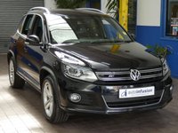 USED 2015 15 VOLKSWAGEN TIGUAN 2.0 R LINE TDI BLUEMOTION TECHNOLOGY 4MOTION 5d 175 BHP 4WD SAT NAV BLUETOOTH CRUISE CONTROL PARKING SENSORS 3 OWNERS 8 SERVICES TO 67K MILES MARCH 2023