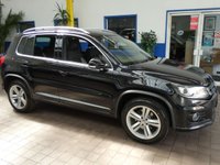 USED 2015 15 VOLKSWAGEN TIGUAN 2.0 R LINE TDI BLUEMOTION TECHNOLOGY 4MOTION 5d 175 BHP 4WD SAT NAV BLUETOOTH CRUISE CONTROL PARKING SENSORS 3 OWNERS 8 SERVICES TO 67K MILES MARCH 2023