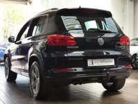 USED 2015 15 VOLKSWAGEN TIGUAN 2.0 R LINE TDI BLUEMOTION TECHNOLOGY 4MOTION 5d 175 BHP 4WD SAT NAV BLUETOOTH CRUISE CONTROL PARKING SENSORS 3 OWNERS 8 SERVICES TO 67K MILES MARCH 2023