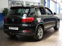 USED 2015 15 VOLKSWAGEN TIGUAN 2.0 R LINE TDI BLUEMOTION TECHNOLOGY 4MOTION 5d 175 BHP 4WD SAT NAV BLUETOOTH CRUISE CONTROL PARKING SENSORS 3 OWNERS 8 SERVICES TO 67K MILES MARCH 2023