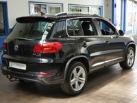 USED 2015 15 VOLKSWAGEN TIGUAN 2.0 R LINE TDI BLUEMOTION TECHNOLOGY 4MOTION 5d 175 BHP 4WD SAT NAV BLUETOOTH CRUISE CONTROL PARKING SENSORS 3 OWNERS 8 SERVICES TO 67K MILES MARCH 2023
