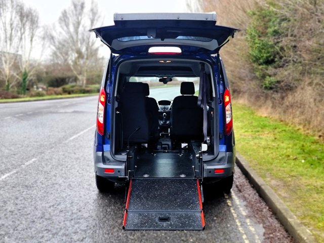 View our FORD GRAND TOURNEO CONNECT