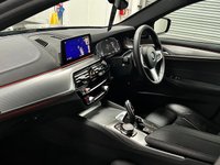 USED 2019 69 BMW 5 SERIES 2.0 520I M SPORT 4d 181 BHP OVER &pound;5,300 FACTORY FIT EXTRAS