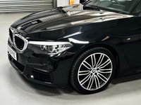 USED 2019 69 BMW 5 SERIES 2.0 520I M SPORT 4d 181 BHP OVER &pound;5,300 FACTORY FIT EXTRAS