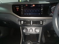 USED 2018 67 VOLKSWAGEN POLO 1.0 SE 5d 65 BHP Full Main Dealer History