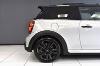 USED 2021 21 MINI HATCH COOPER 1.5 SPORT 3 DOOR **&pound;299 A MONTH WITH &pound;1575 DEPOSIT**