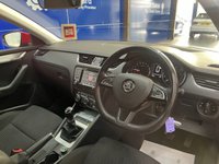 USED 2017 17 SKODA OCTAVIA 1.6 TDI SE Sport Estate 5dr Diesel Manual Euro 6 (s/s) (110 ps) DAB Radio, Cruise Control, &pound;20 TAX
