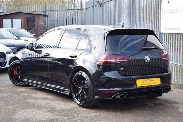 View our VOLKSWAGEN GOLF