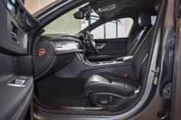 USED 2019 19 JAGUAR XF 2.0 D R-SPORT 4d 177 BHP Huge Spec, Black Pack, 20"s