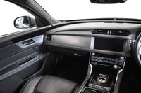 USED 2019 19 JAGUAR XF 2.0 D R-SPORT 4d 177 BHP Huge Spec, Black Pack, 20"s