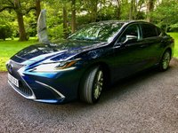 USED 2020 20 LEXUS ES 2.5 300H TAKUMI 4d AUTO 215 BHP 2 OWNER//FULL LEXUS HISTORY//MASSIVE SPEC//360 PARK CAMERAS//HEATED SEATS//POWER BOOT 215 BHP 2 OWNER//FULL LEXUS HISTORY//MASSIVE SPEC//360 PARK CAMERAS//HEATED SEATS//POWER BOOT