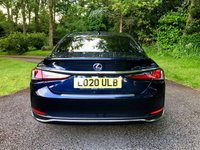 USED 2020 20 LEXUS ES 2.5 300H TAKUMI 4d AUTO 215 BHP 2 OWNER//FULL LEXUS HISTORY//MASSIVE SPEC//360 PARK CAMERAS//HEATED SEATS//POWER BOOT 215 BHP 2 OWNER//FULL LEXUS HISTORY//MASSIVE SPEC//360 PARK CAMERAS//HEATED SEATS//POWER BOOT