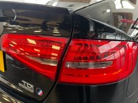 USED 2015 15 AUDI A4 2.0 TDI QUATTRO BLACK EDITION PLUS 4d 174 BHP BLUETOOTH HANDSFREE - DAB RADIO - 19" ALLOYS - AUDI MUSIC INTERFACE - SPORT SUSPENSION