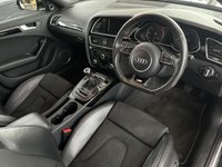 USED 2015 15 AUDI A4 2.0 TDI QUATTRO BLACK EDITION PLUS 4d 174 BHP BLUETOOTH HANDSFREE - DAB RADIO - 19" ALLOYS - AUDI MUSIC INTERFACE - SPORT SUSPENSION