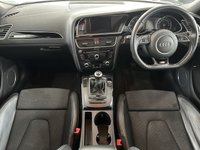 USED 2015 15 AUDI A4 2.0 TDI QUATTRO BLACK EDITION PLUS 4d 174 BHP BLUETOOTH HANDSFREE - DAB RADIO - 19" ALLOYS - AUDI MUSIC INTERFACE - SPORT SUSPENSION