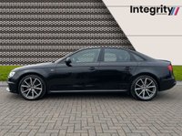 USED 2015 15 AUDI A4 2.0 TDI QUATTRO BLACK EDITION PLUS 4d 174 BHP BLUETOOTH HANDSFREE - DAB RADIO - 19" ALLOYS - AUDI MUSIC INTERFACE - SPORT SUSPENSION